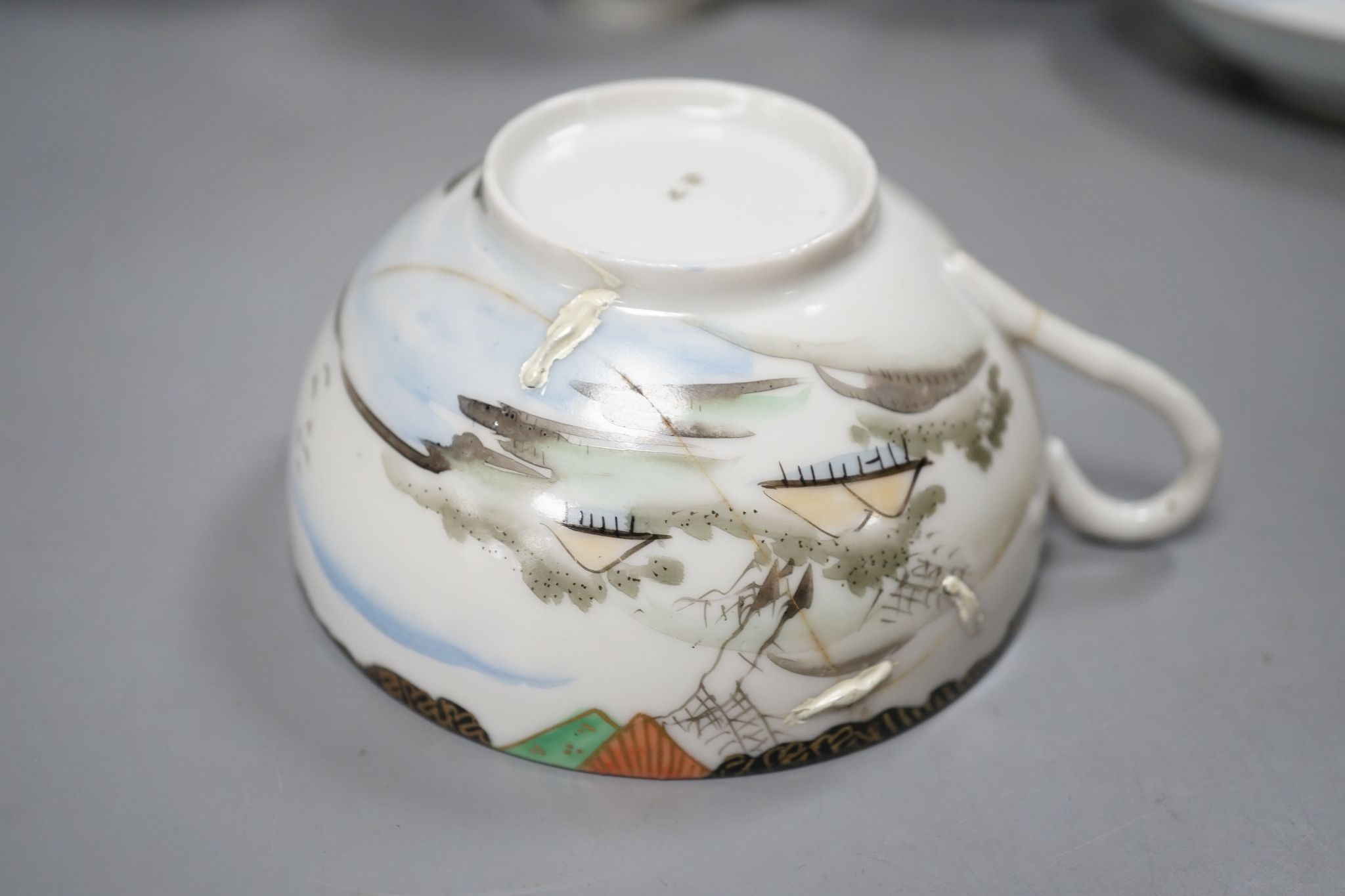 A group of Japanese porcelain tea wares and a rice bowl and cover